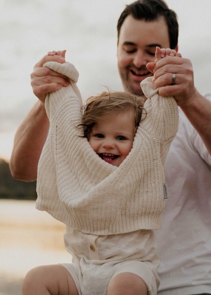 winter family photo cosy