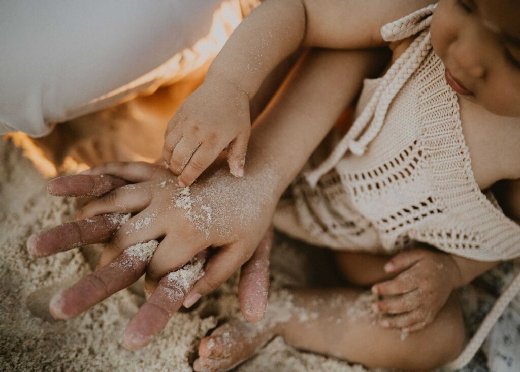 summer family photo beach baby