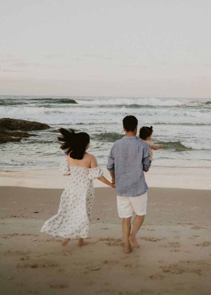 summer family photo beach