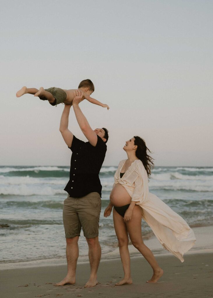 Family maternity photos 
