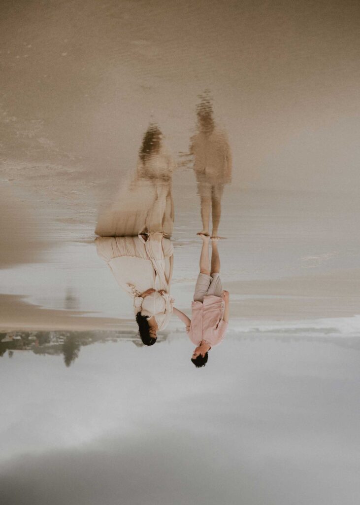 Beach maternity photos 